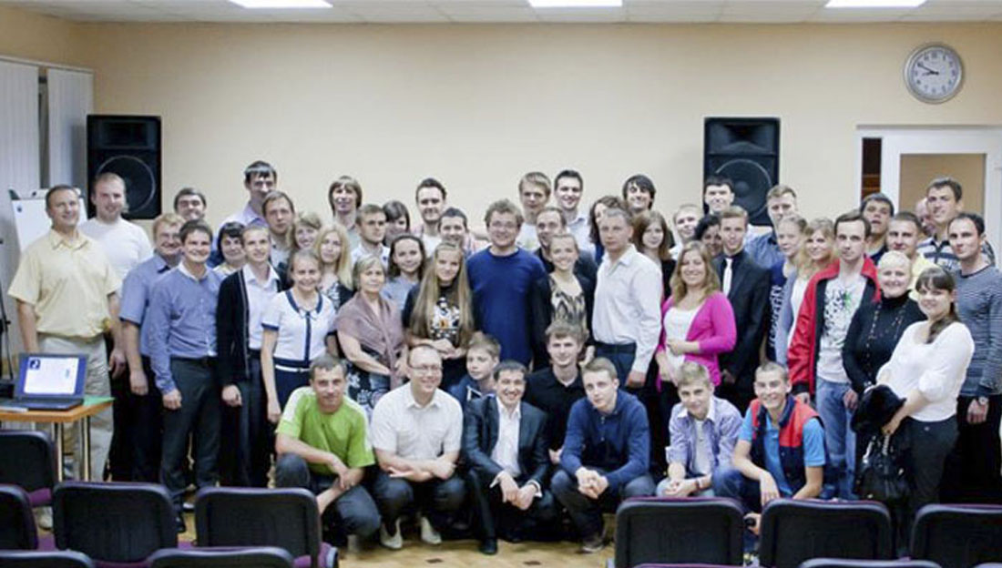 В Киеве студенты ШБС говорили о влиянии на общество